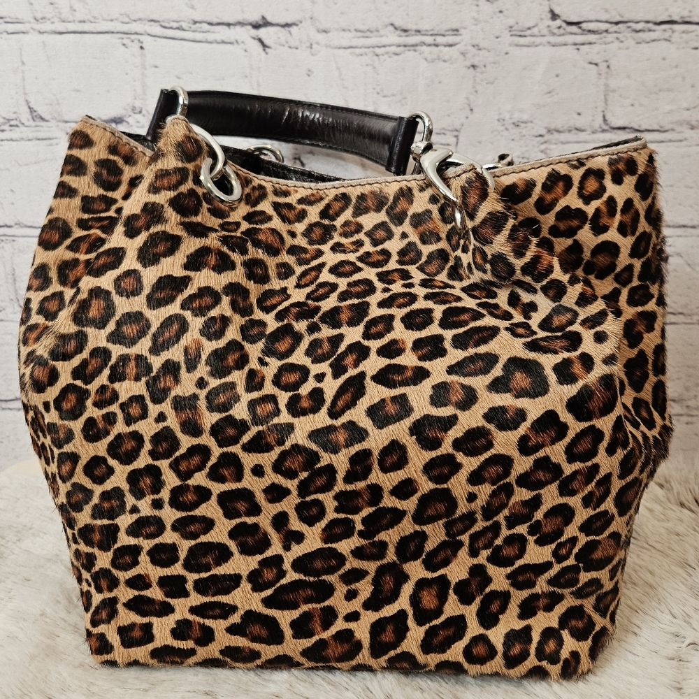 ⭐️ Maurizio Taiuti animal print calf hair bucket bag - Picture 2 of 12